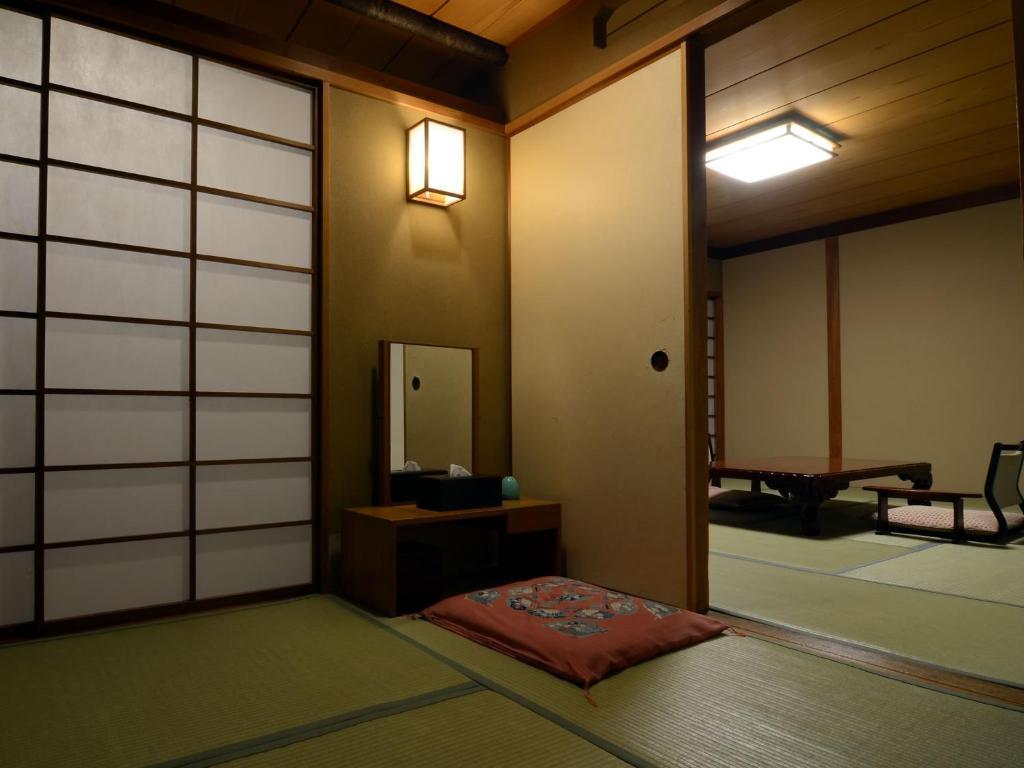 Kinokuniya Hakone